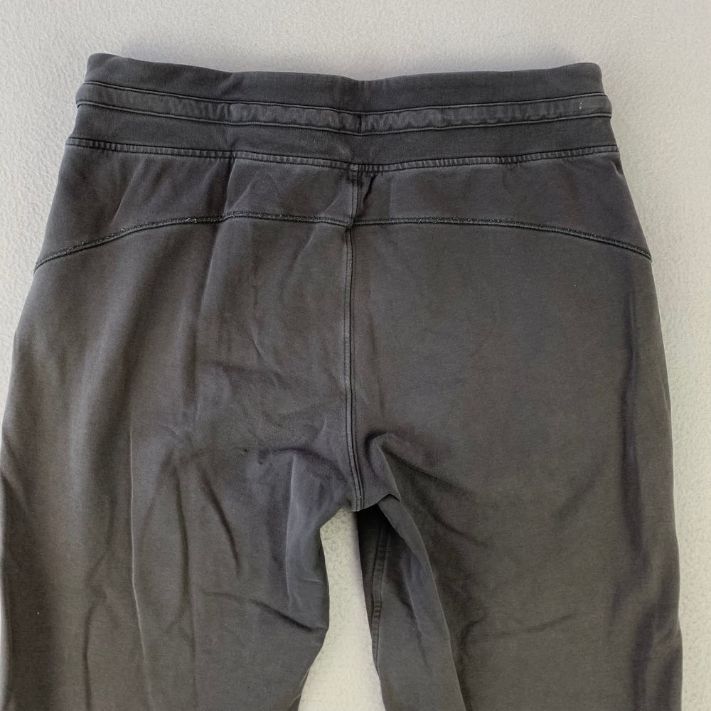 Lululemon On The Fly Jogger Women 8 Gray Luxtreme 7/8 Length Sweatpants Cozy - Picture 4 of 11